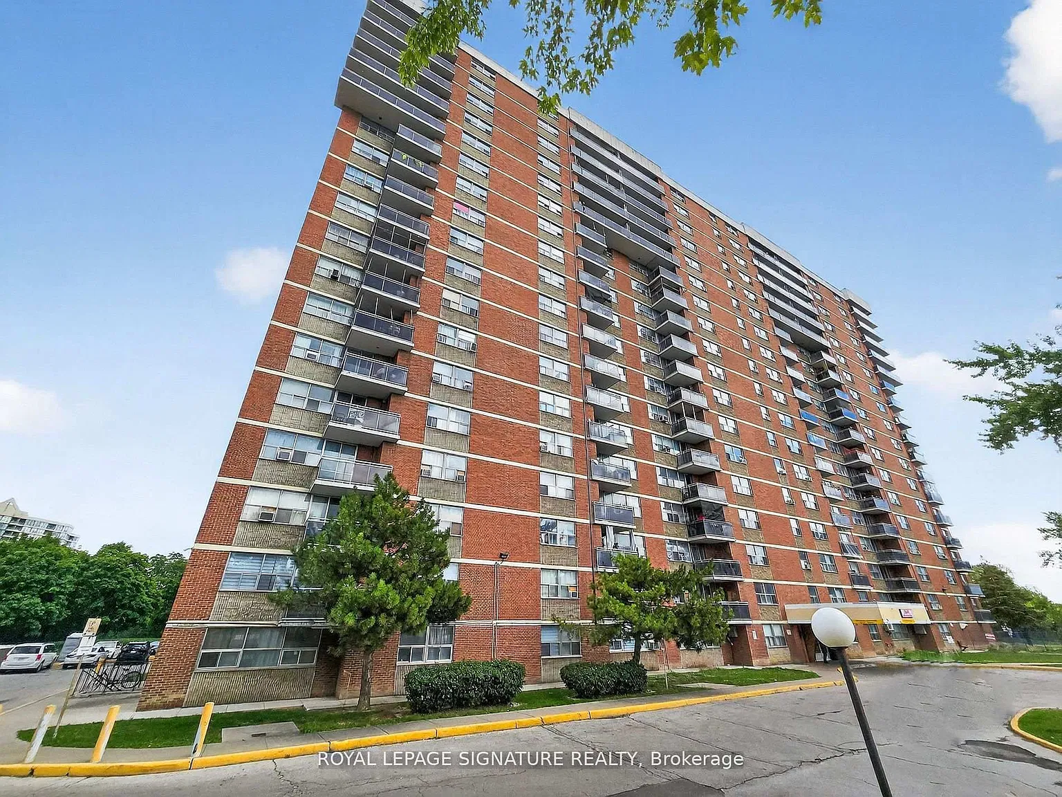 2 bed, $2,900 — Photo 1
