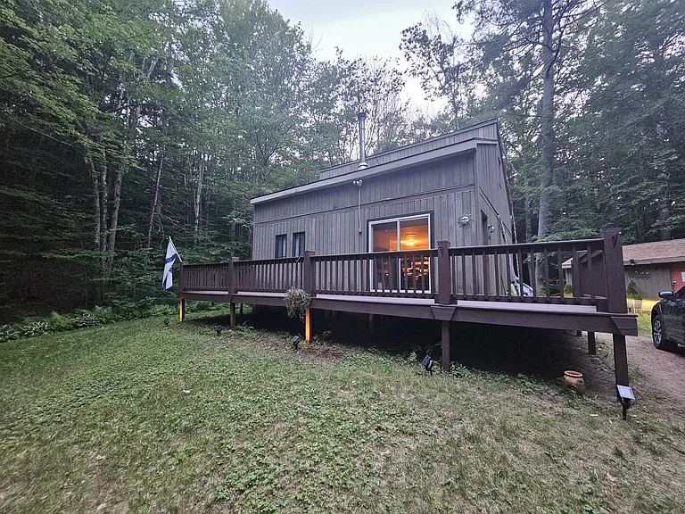 Horse Pasture Ln — Photo 4
