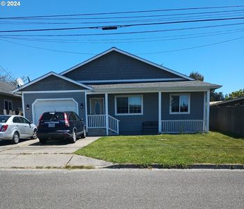1023 Sanford St, Coos Bay, OR, 97420