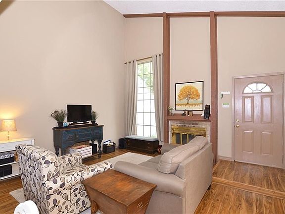 2nd image of 2658 Via Cordova