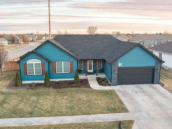 2 Wildcat Cir, Salina, KS 67401
