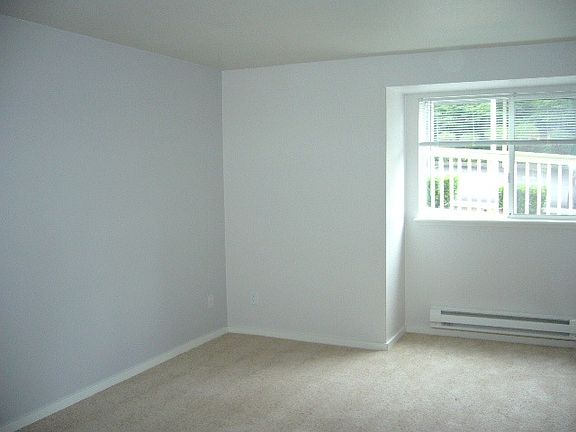 5th image of 13021 SE 38th St #J4