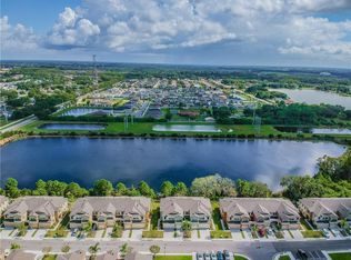 9154 Fox Sparrow Rd, Tampa, FL 33626