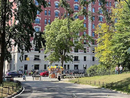 Rented by Rachel Realty | media 18