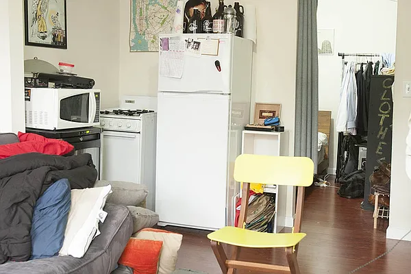 Rented by MNS | media 4