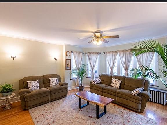 4th image of 4442 N Major Ave