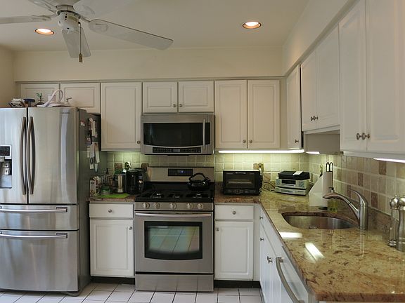 Kitchen/Recessed Lighting