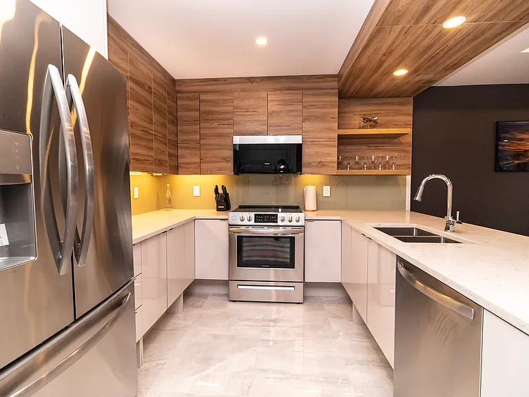 5515 Clyde St — Photo 31