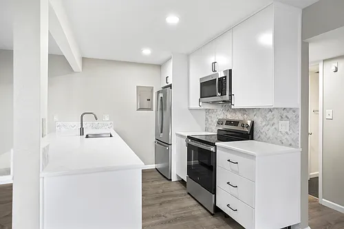2227 Canyon Blvd Photo 1