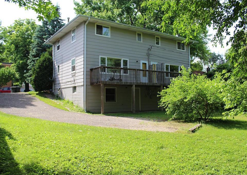 1st image of 708 12th Ave N