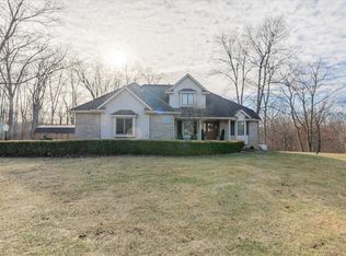 5000 Silverado Ln, Clinton, IL 61727