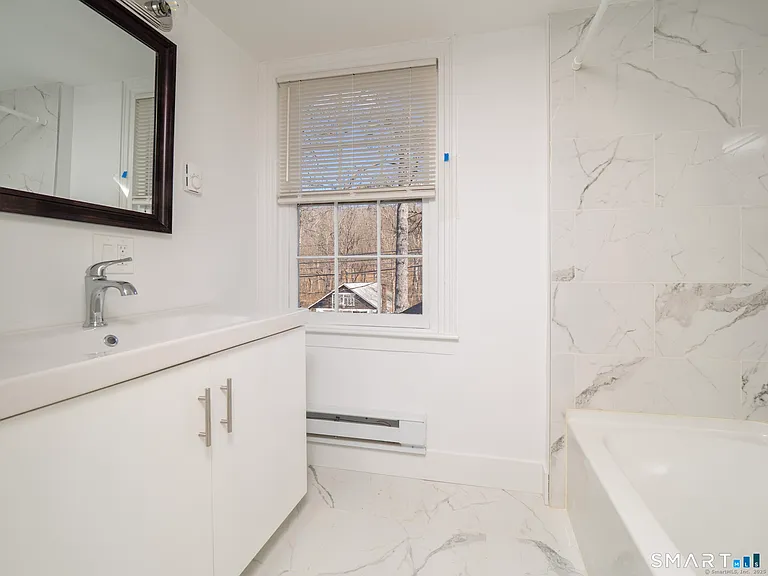 523 Danbury Rd #D — Photo 13