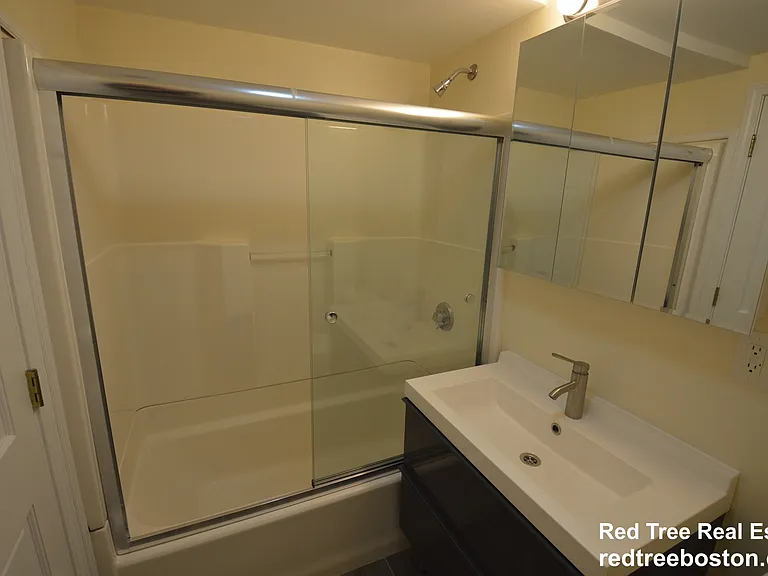 1801 Beacon St #2 — Photo 27