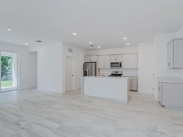 7188 Trotwood Ln, Jupiter, FL 33458