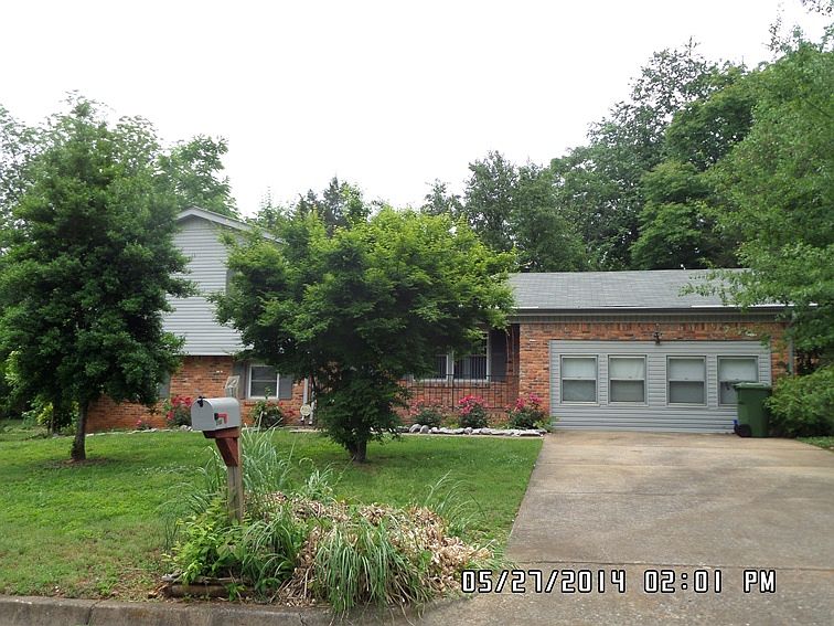 1st image of 130 Parkview Dr