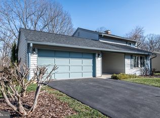 31 Biscayne Pl, Sterling, VA 20164