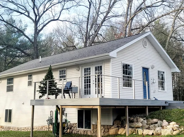 8611 Swan Ave, Newaygo, MI 49337