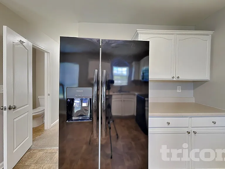 106 Newport Dr — Photo 7