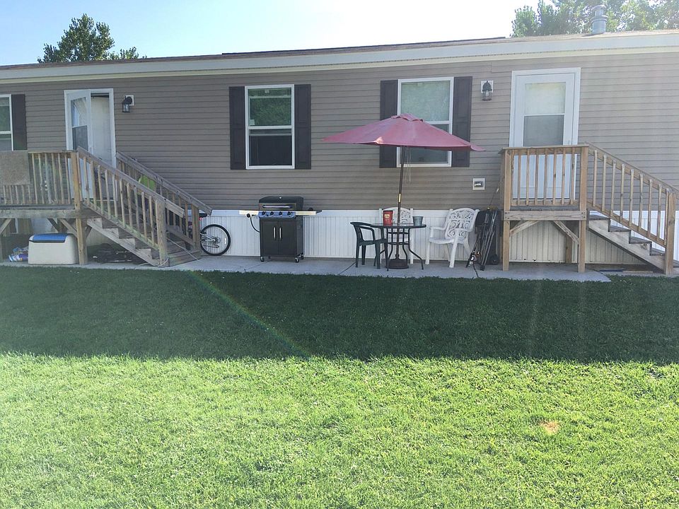 1st image of 172 Manor Hill Dr