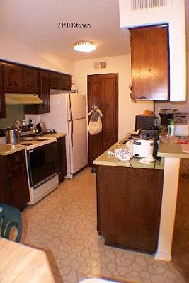 5th image of 7118/7120 LARKSONG DR