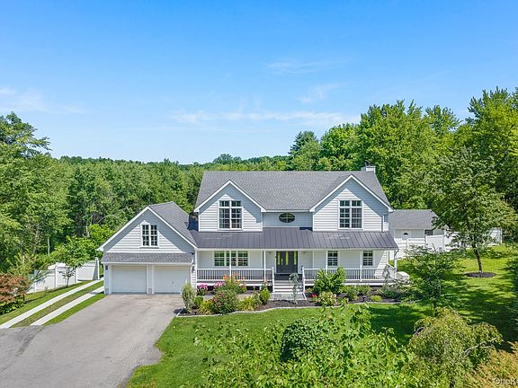 3rd image of 51 Red Hawk Hollow Road