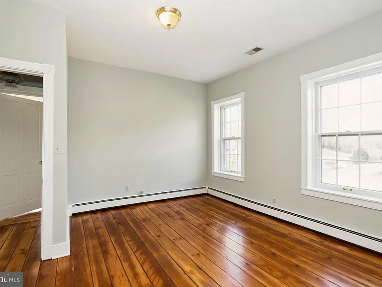 15615 Falls Rd — Photo 22
