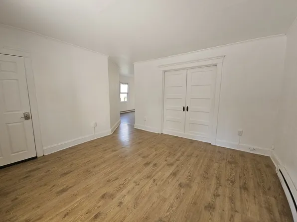 103 Terrace St APT 1, Carbondale, PA 18407