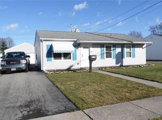 121 Bissell Ave, Depew, NY 14043