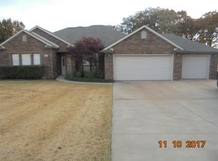 12 E Cimarron Trl, Perkins, OK 74059