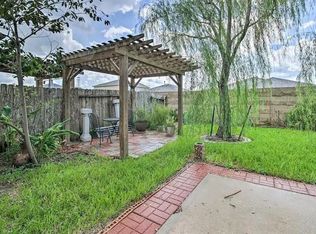 9414 Emerald Lakes Dr, Rosharon, TX 77583