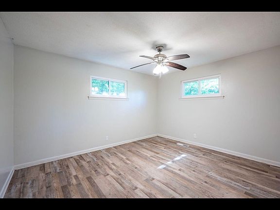 3rd image of 392 Booth Rd #392