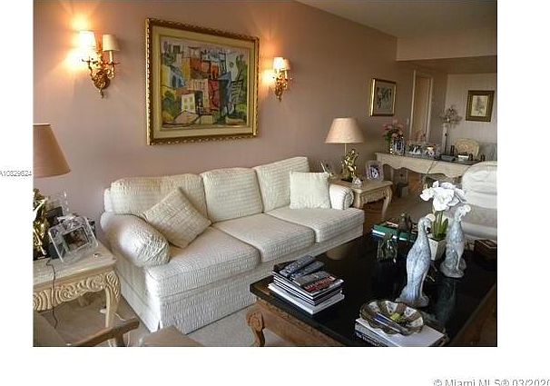 1st image of 1000 Island Blvd #607