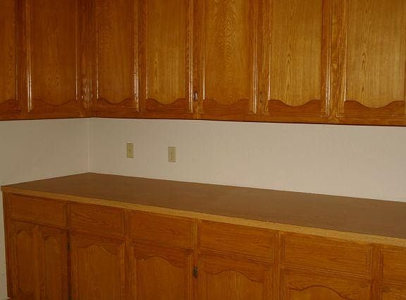 5th image of 1814 Pheasant Dr