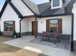 327 Blanco Bnd, Stillwater, OK 74074