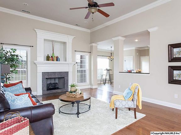 4th image of 128 Laurel Bend Dr