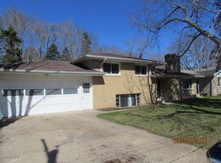 275 Nickerson Ave, Benton Harbor, MI