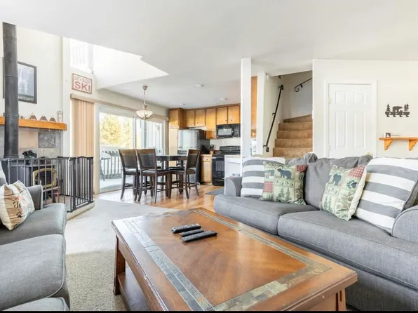286 Old Mammoth Rd APT 17, Mammoth Lakes, CA 93546