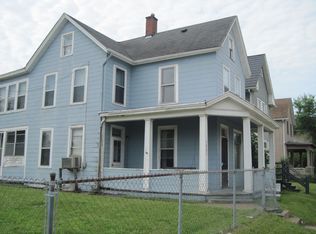 1232 Rhomberg Ave, Dubuque, IA 52001