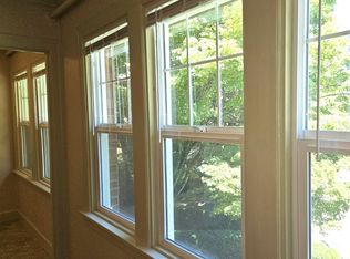 701 NE 28th Ave APT 28, Portland, OR 97232