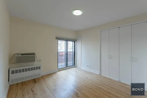 Rented by Bond New York | media 16