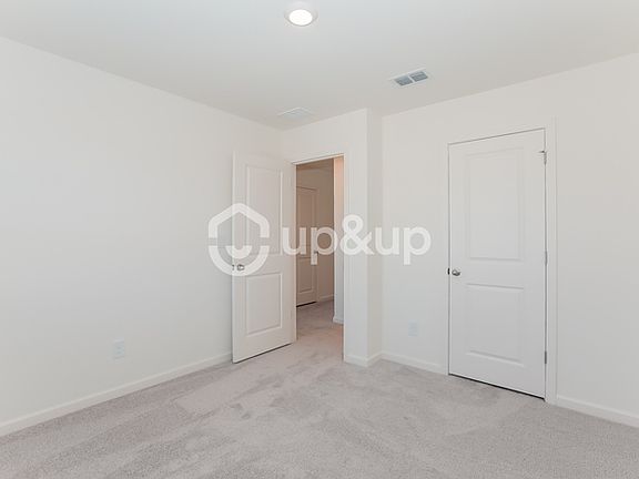 3rd image of 110 Rydal Way