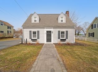 35 Tewksbury St, Andover, MA 01810