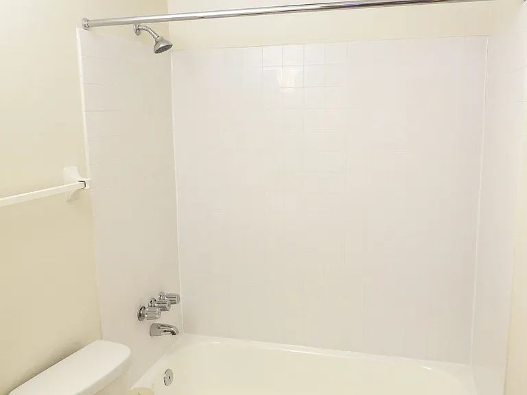 1075 Bryden Road — Photo 32