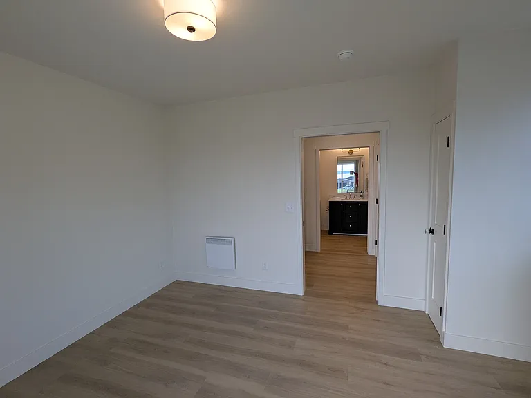 280 Cleveland St #280 — Photo 19