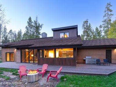 8840 E Timber Ln, Moose, WY, 83012