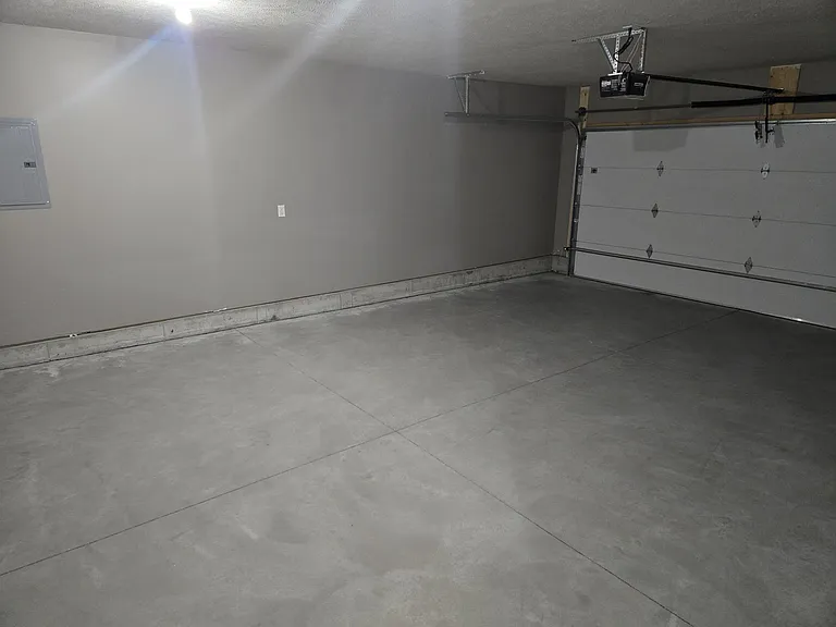 1644 Windridge Ave — Photo 10