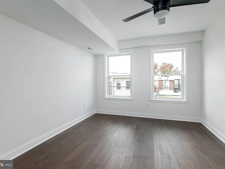 1436 Haubert St — Photo 13