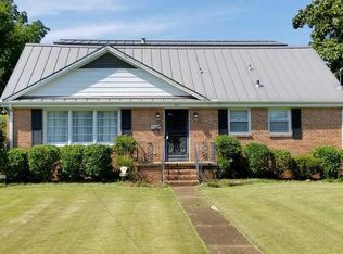 407 E 4th St, Tuscumbia, AL 35674
