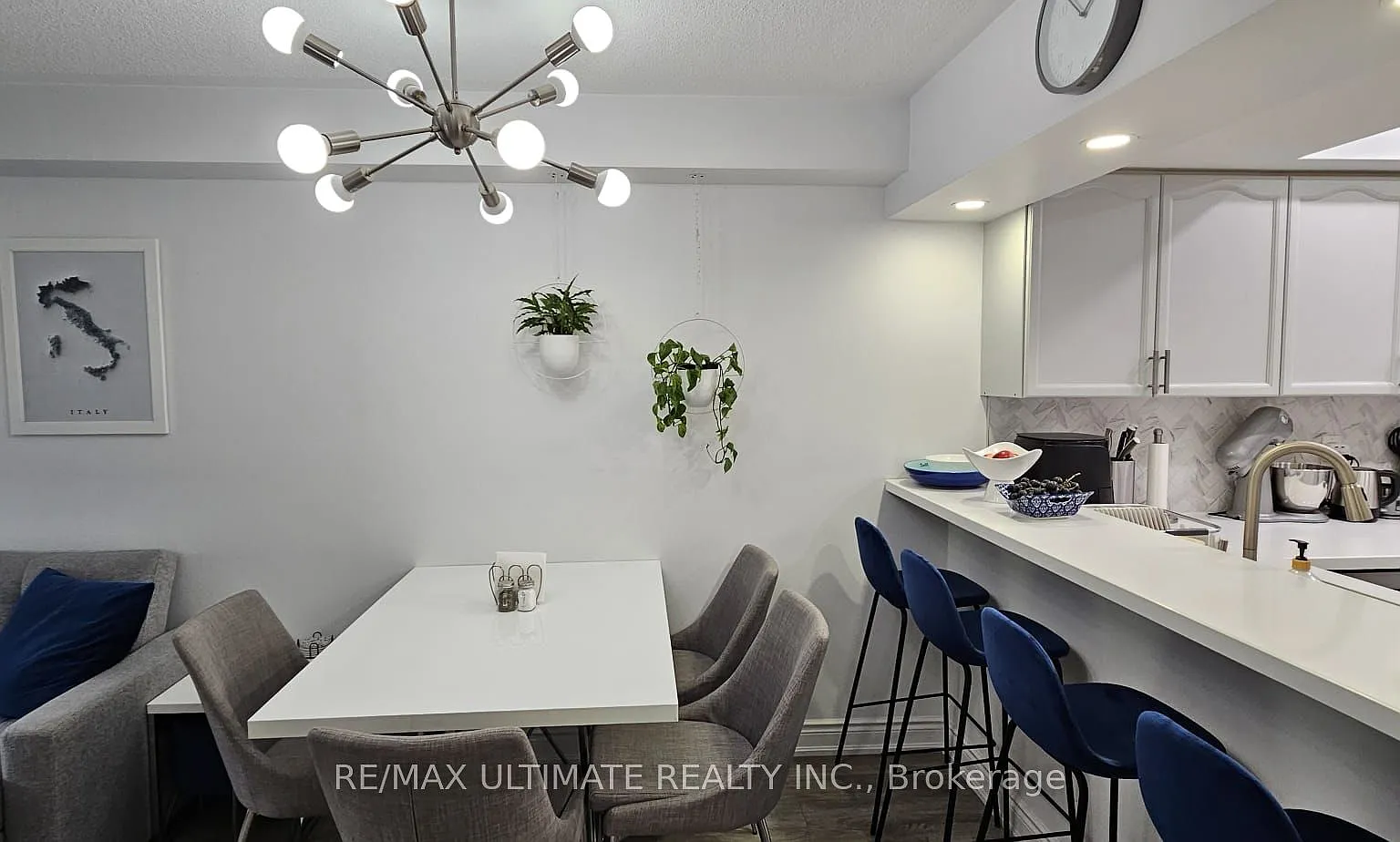 2 bed, $2,600 — Photo 3