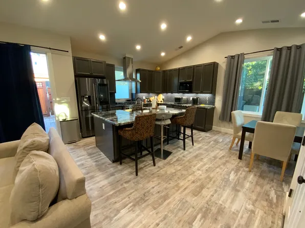 1598 Valota Rd, Redwood City, CA 94061